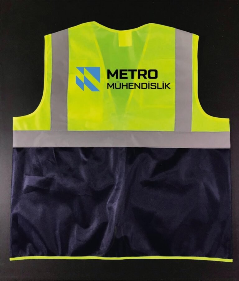 Logo baskılı fileli mühendis yeleği – Metro Mühendislik (arka)
